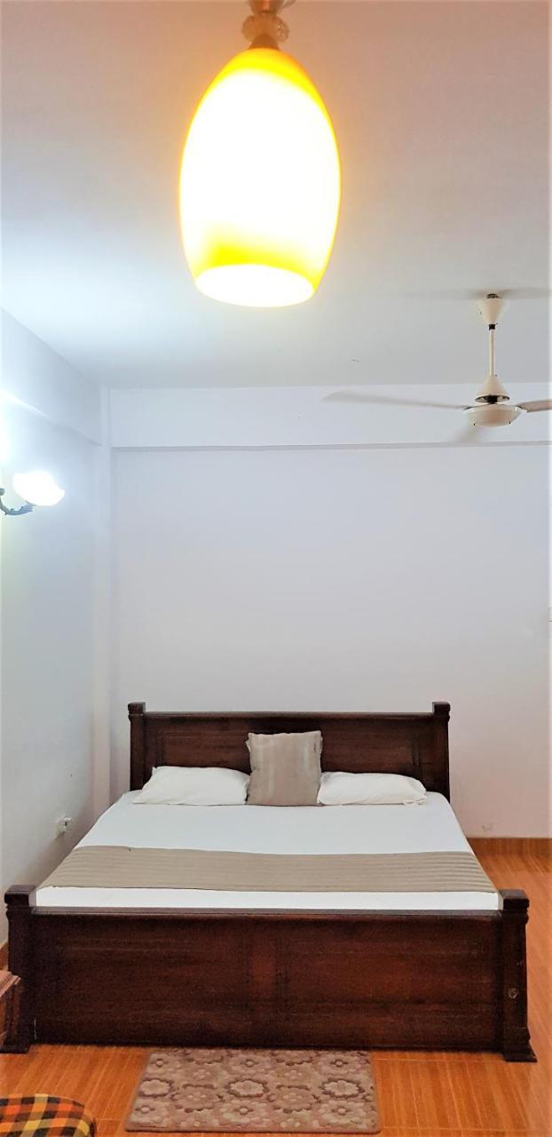 Hotel Green Court Homagama Экстерьер фото